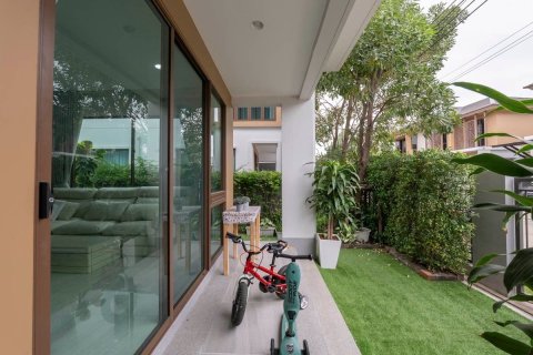 House in Sai Mai, Bangkok, Thailand 4 bedrooms № 156597 - photo 11