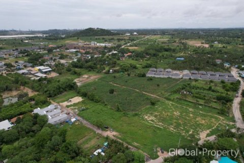 Земельный участок в Паттайе, Таиланд  № 113617 - фото 3