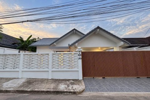Villa in Pattaya, Thailand 3 bedrooms № 233920 - photo 7