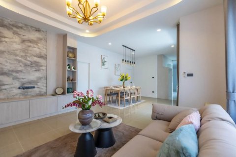 Villa in Pattaya, Thailand 3 bedrooms № 233919 - photo 9