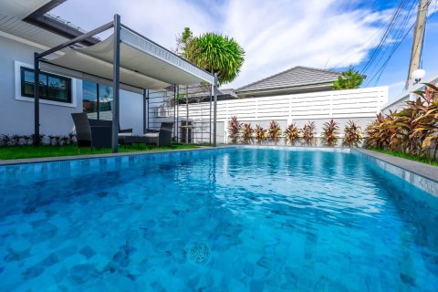 Villa in Pattaya, Thailand 3 bedrooms № 233919 - photo 2