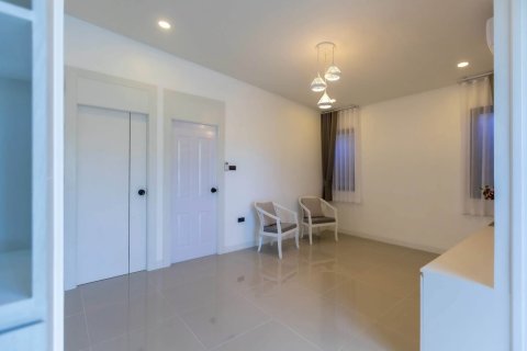 Villa in Pattaya, Thailand 3 bedrooms № 233919 - photo 19
