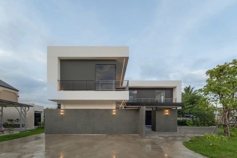 Вилла в Ханг Донге, Таиланд с 5 спальнями  № 135614 - фото 1