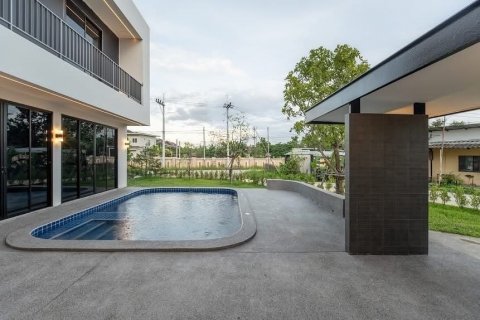 Вилла в Ханг Донге, Таиланд с 5 спальнями  № 135614 - фото 8