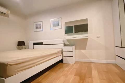 Eigentumswohnung in Bangkok, Thailand, 1 Schlafzimmer  № 210157 - Foto 8