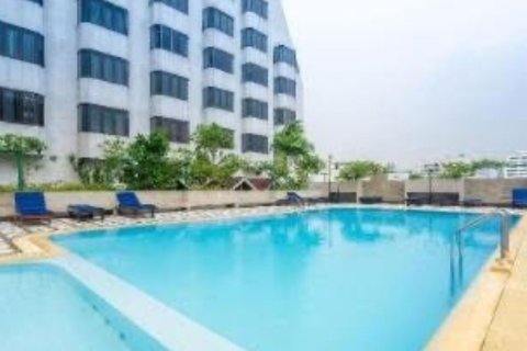 Condo in Khlong Toei, Bangkok, Thailand, 2 bedrooms № 156985 - photo 12