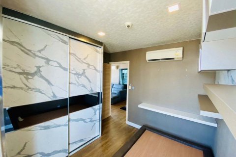 Condo à Min Buri, Bangkok, Thaïlande, 2 chambres № 171910 - photo 10