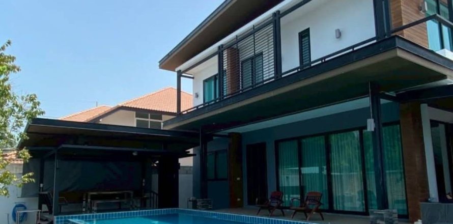 House in Hua Hin, Thailand 3 bedrooms № 155452