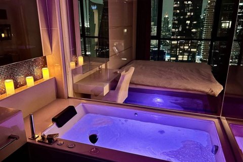 Condo in Bangkok, Thailand, 1 bedroom  № 155450 - photo 9