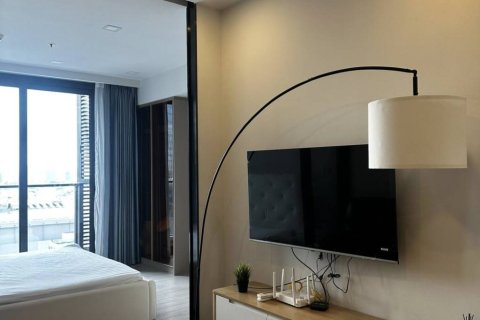 Condo à Huai Khwang, Bangkok, Thaïlande, 1 chambre  № 155449 - photo 2