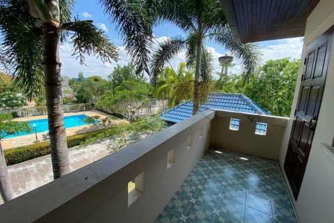 Villa in Hua Hin, Thailand 4 bedrooms № 168801 - photo 6