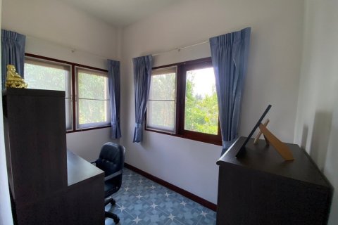Villa in Hua Hin, Thailand 4 bedrooms № 168801 - photo 12