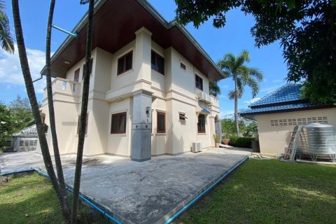 Villa in Hua Hin, Thailand 4 bedrooms № 168801 - photo 25