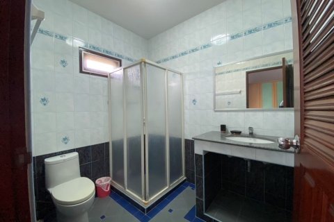 Villa in Hua Hin, Thailand 4 bedrooms № 168801 - photo 13