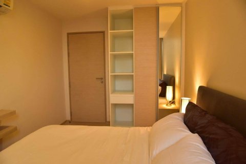 Кондоминиум с 2 спальнями в Ваттхане, Бангкок, Таиланд № 171825 - фото 2