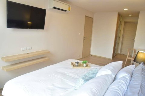 Кондоминиум с 2 спальнями в Ваттхане, Бангкок, Таиланд № 171825 - фото 5