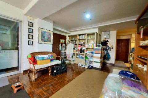 Кондоминиум с 3 спальнями в Банг Раке, Бангкок, Таиланд № 171823 - фото 6