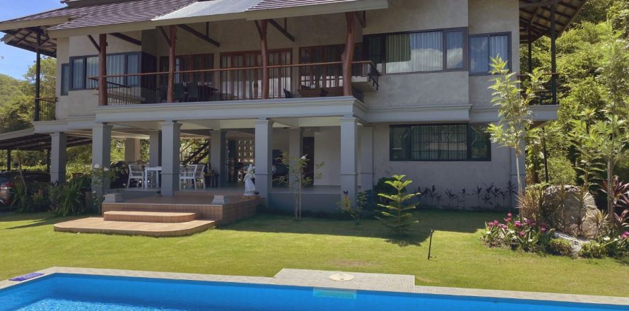 House in Pak Chong, Thailand 4 bedrooms № 171827