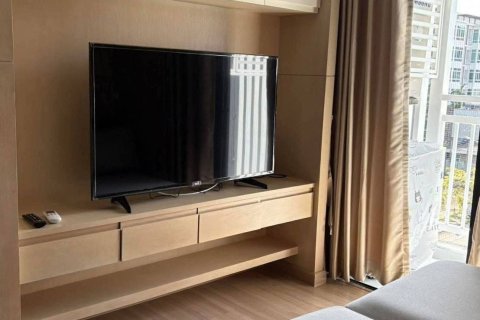 Condo in Chiang Mai, Thailand, 2 bedrooms  № 171826 - photo 1