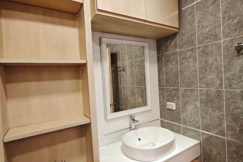 Condo in Chiang Mai, Thailand, 2 bedrooms  № 171826 - photo 12