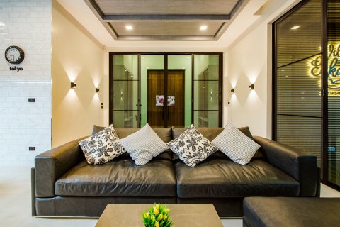 Villa in Cha-am, Thailand 3 bedrooms № 149113 - photo 4