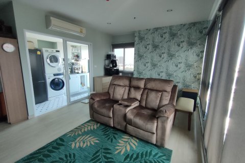 Condo in Bangkok Yai, Thailand, 2 bedrooms  № 149112 - photo 3