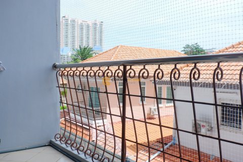 Condo sur Jomtien Beach, Pattaya, Thaïlande, 1 chambre № 204838 - photo 11