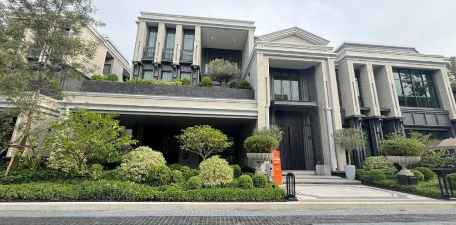 House in Suan Luang, Bangkok, Thailand 6 bedrooms № 114576
