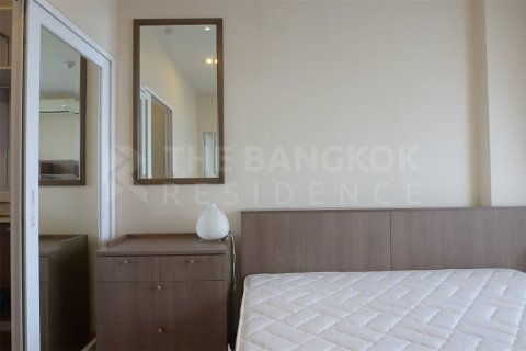 Condo in Bangkok, Thailand, 1 bedroom  № 197384 - photo 3