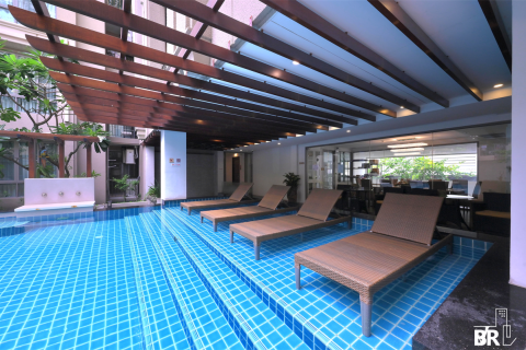 Condo in Bangkok, Thailand, 2 bedrooms  № 197381