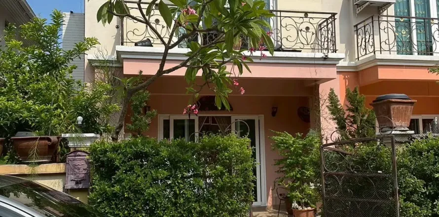 House in Pattaya, Thailand 2 bedrooms № 210548