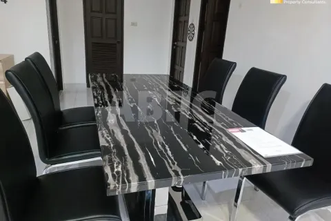 House in Pattaya, Thailand 3 bedrooms № 210551 - photo 8