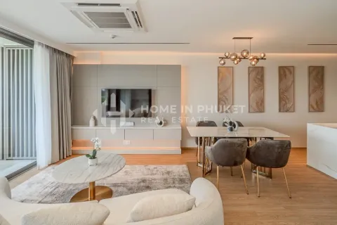 Condo in Phuket, Thailand, 2 bedrooms  № 209619 - photo 5