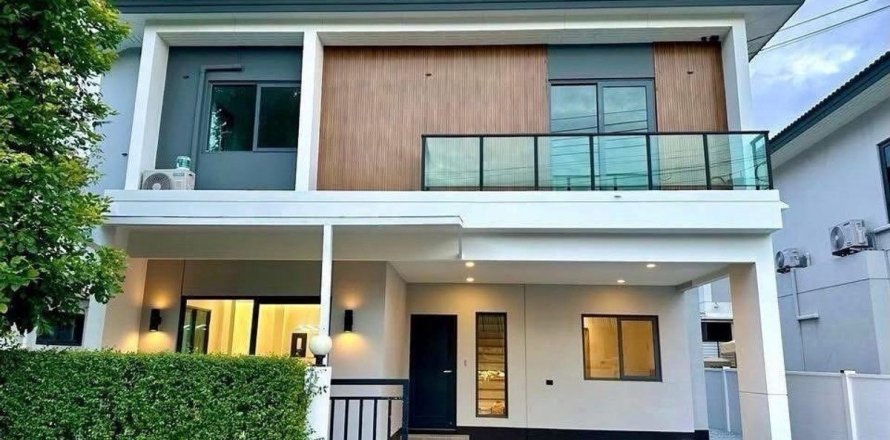 Maison à Pak Kret, Thaïlande 4 chambres № 169142