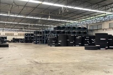 Warehouse in Samut Sakhon, Thailand № 169137
