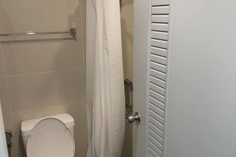 Condo à Bang Kaeo, Thaïlande, 2 chambres  № 169141 - photo 7