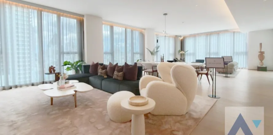 Penthouse in Khlong Toei, Bangkok, Thailand 4 Schlafzimmer № 215399