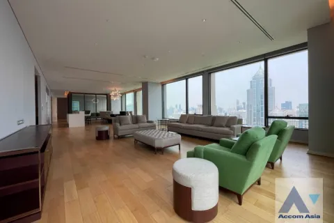 Ático de 3 dormitorios en Pathum Wan, Bangkok, Tailandia № 215395