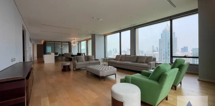 Penthouse in Pathum Wan, Bangkok, Thailand 3 Schlafzimmer № 215395