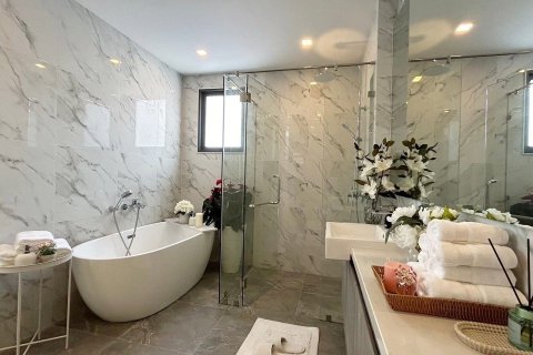 Villa in Pattaya, Thailand 3 bedrooms № 173623 - photo 7