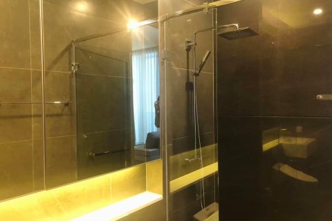 Studio dans le Condo à Huai Khwang, Bangkok, Thaïlande  № 173619 - photo 4