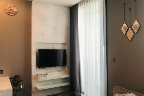 Studio dans le Condo à Huai Khwang, Bangkok, Thaïlande  № 173619 - photo 1