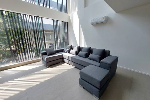 House in Watthana, Bangkok, Thailand 4 bedrooms № 173618 - photo 2