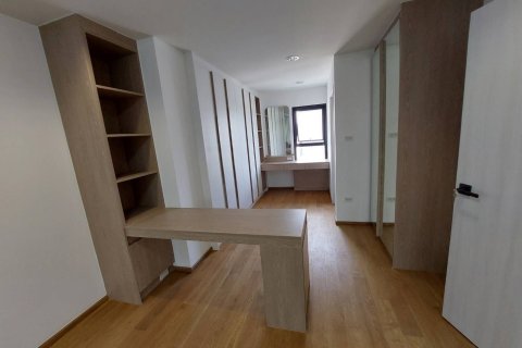 House in Watthana, Bangkok, Thailand 4 bedrooms № 173618 - photo 15