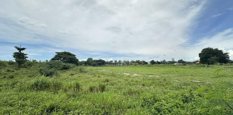 Land in Hua Hin, Thailand 3200 sq.m. № 135496