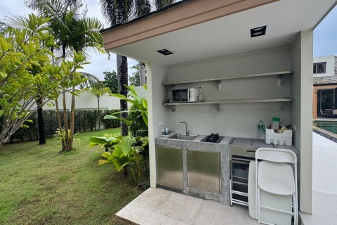 Villa in Phuket, Thailand 4 bedrooms № 135501 - photo 8