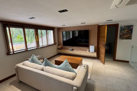 Villa in Phuket, Thailand 4 bedrooms № 135501 - photo 30