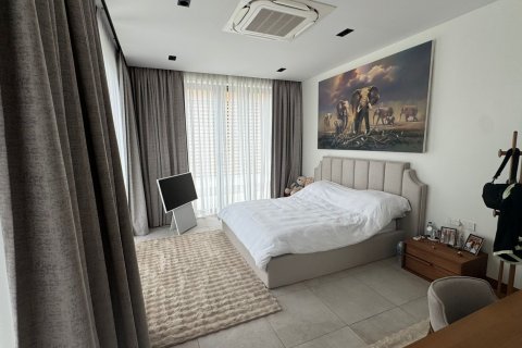 Villa in Phuket, Thailand 4 bedrooms № 135501 - photo 24