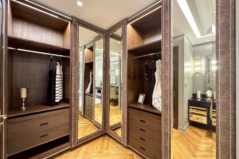 House in Watthana, Bangkok, Thailand 4 bedrooms № 161921 - photo 10