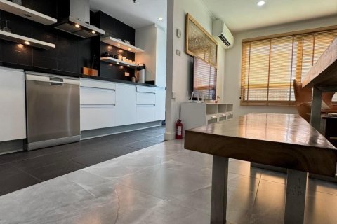 Condo à Suan Luang, Bangkok, Thaïlande, 2 chambres № 161926 - photo 6